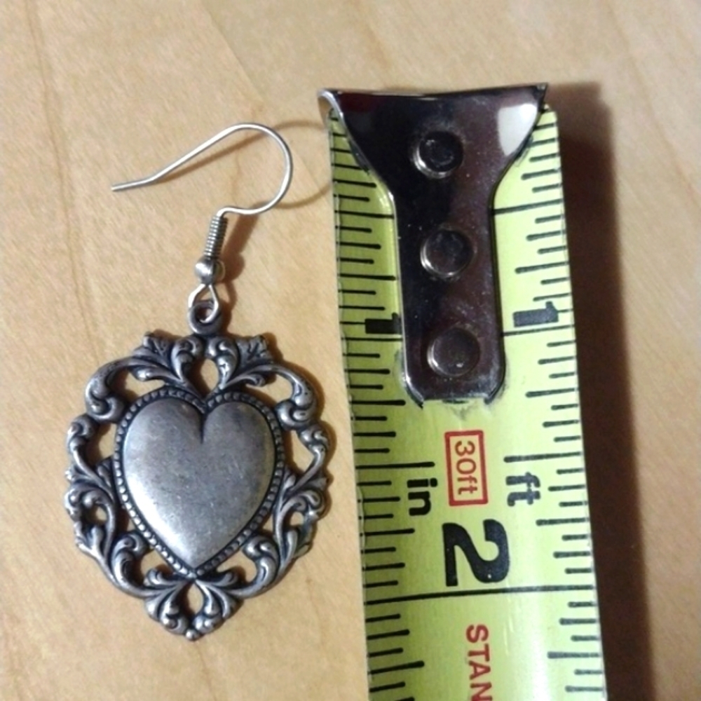 VINTAGE FILIGREE HEART SILVER-TONE DROP DANGLE HOOK 2.1" EARRINGS - Picture 7 of 8